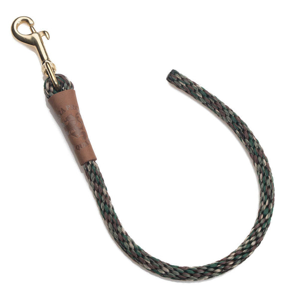 Camo dog leash with brass snap hook and leather detail