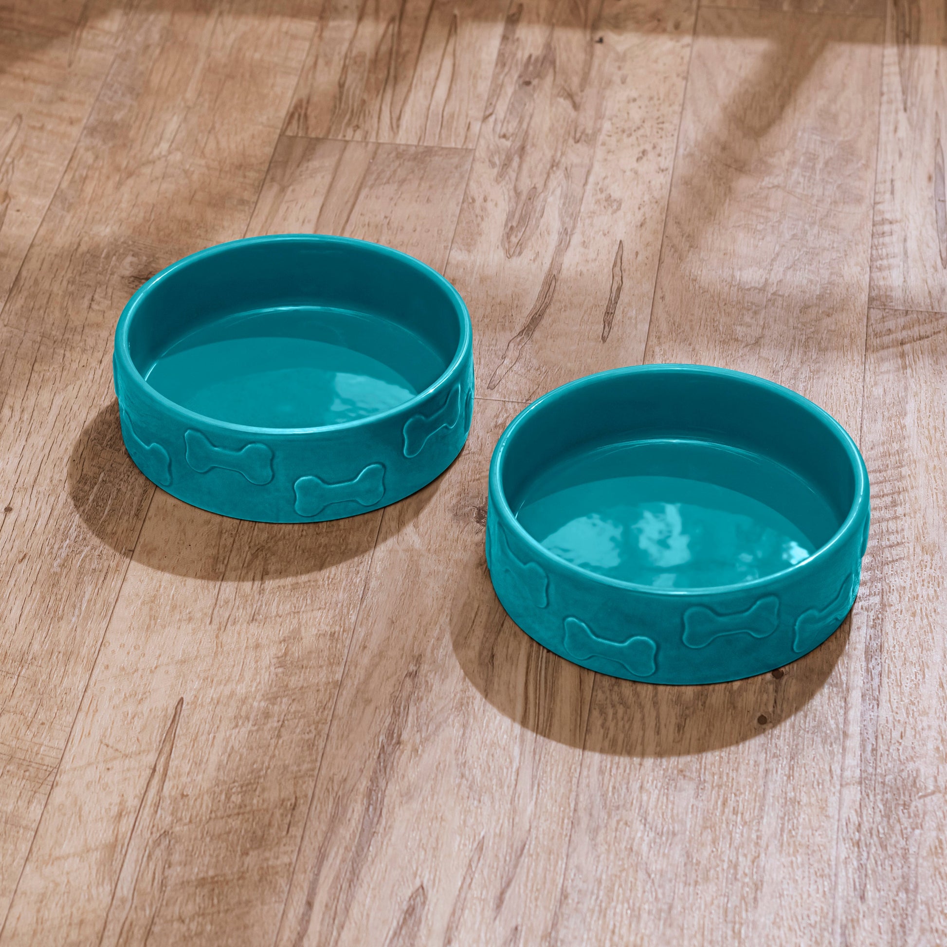SET OF TWO MANOR PET BOWLS - Park Life Designs