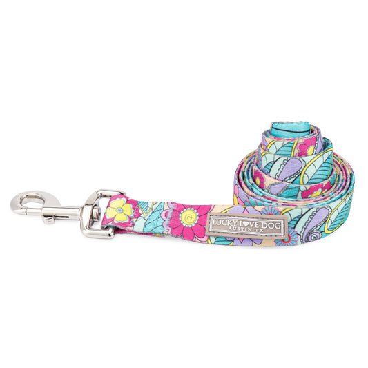 Caroline Leash