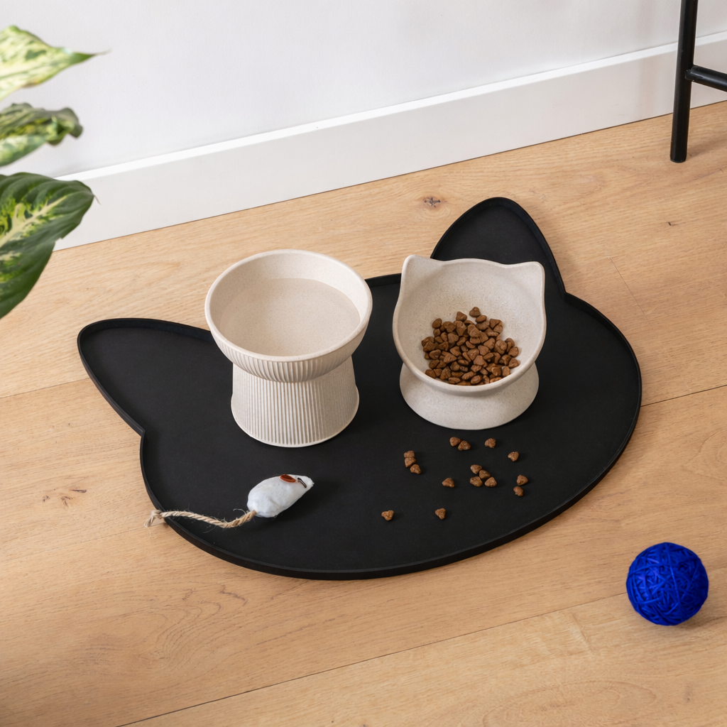 Oscar Silicone Cat Placemat - Black