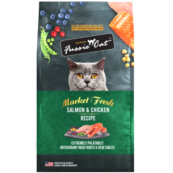 Fussie Cat Market Fresh Dry Salmon & Chicken