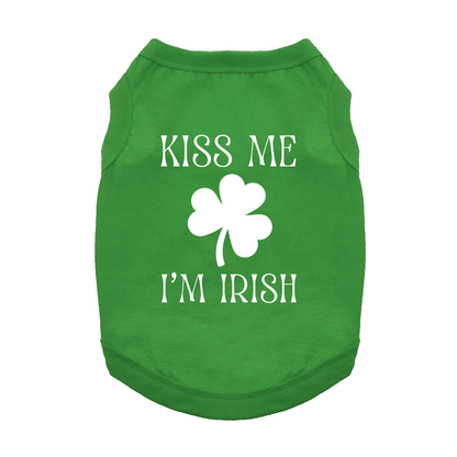 Fun T-Shirt - Kiss Me I'm Irish Dog Shirt - Emerald Green
