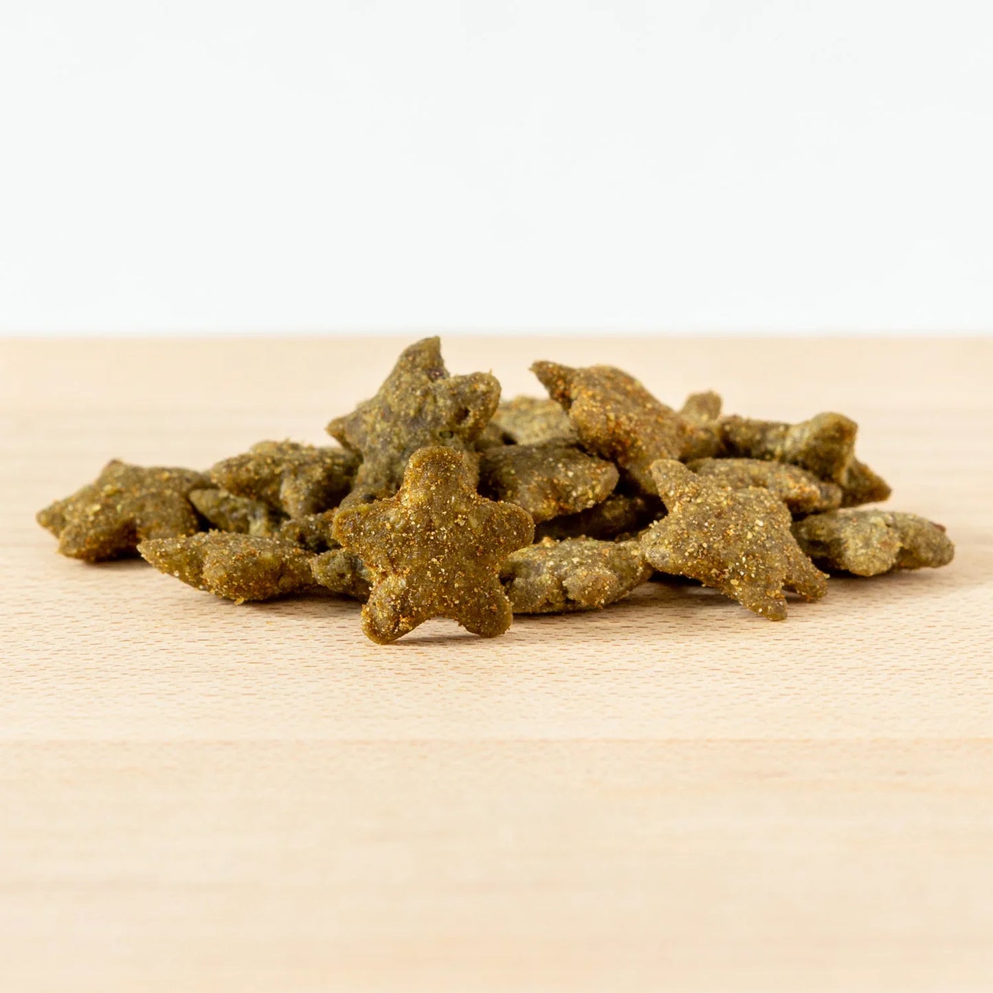 CHRIBA CHICKEN CRUNCHY CAT TREATS- 3oz
